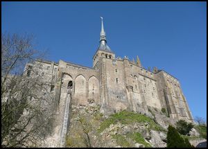 Profitez de vos vacances en gite : le Mont Saint Michel est splendide